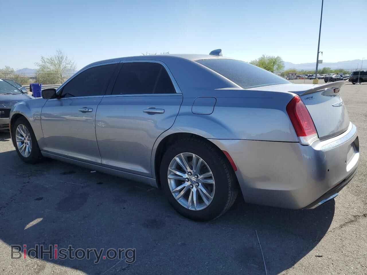2017 CHRYSLER 300 - VIN: 2C3CCAAG8HH567896 - Фото 2