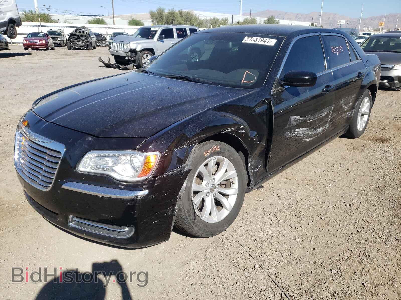 2012 CHRYSLER 300 - VIN: 2C3CCAAG0CH107852 - Фото 2