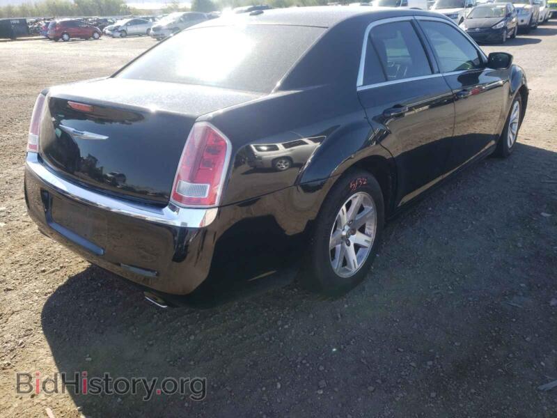 2012 Chrysler 300 (VIN 2C3CCAAG0CH107852) — photo 4 of 10