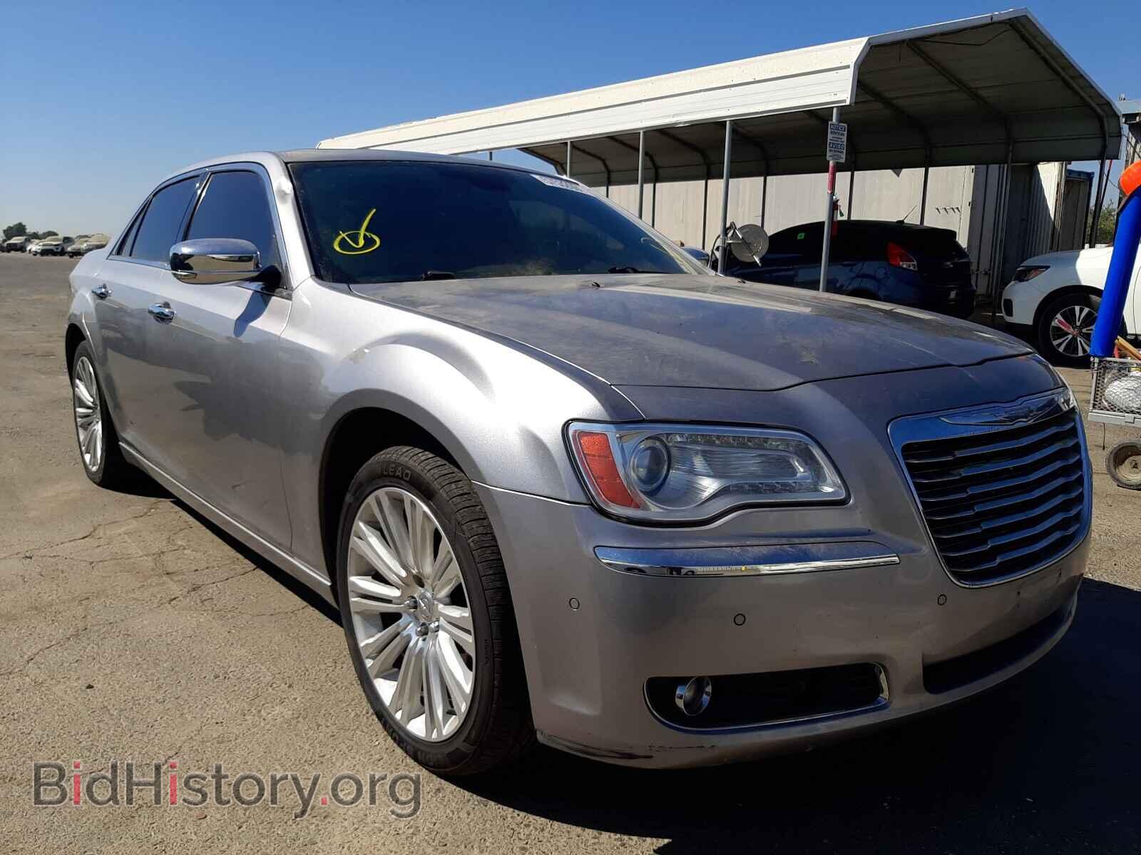 Фотография 2C3CA6CT6BH531287 - CHRYSLER 300 2011