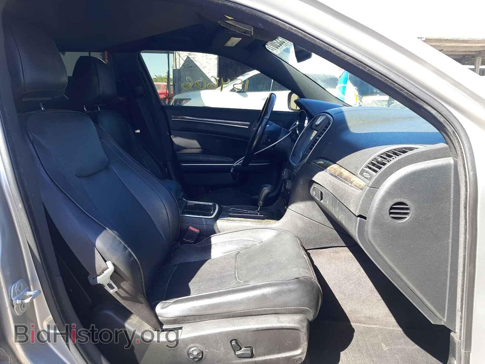 2011 CHRYSLER 300 - VIN: 2C3CA6CT6BH531287 - Фото 5