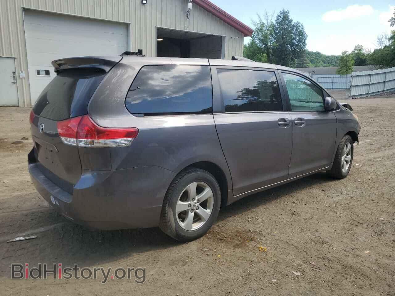 2012 TOYOTA All Models - VIN: 5TDKK3DC2CS236711 - Фото 3