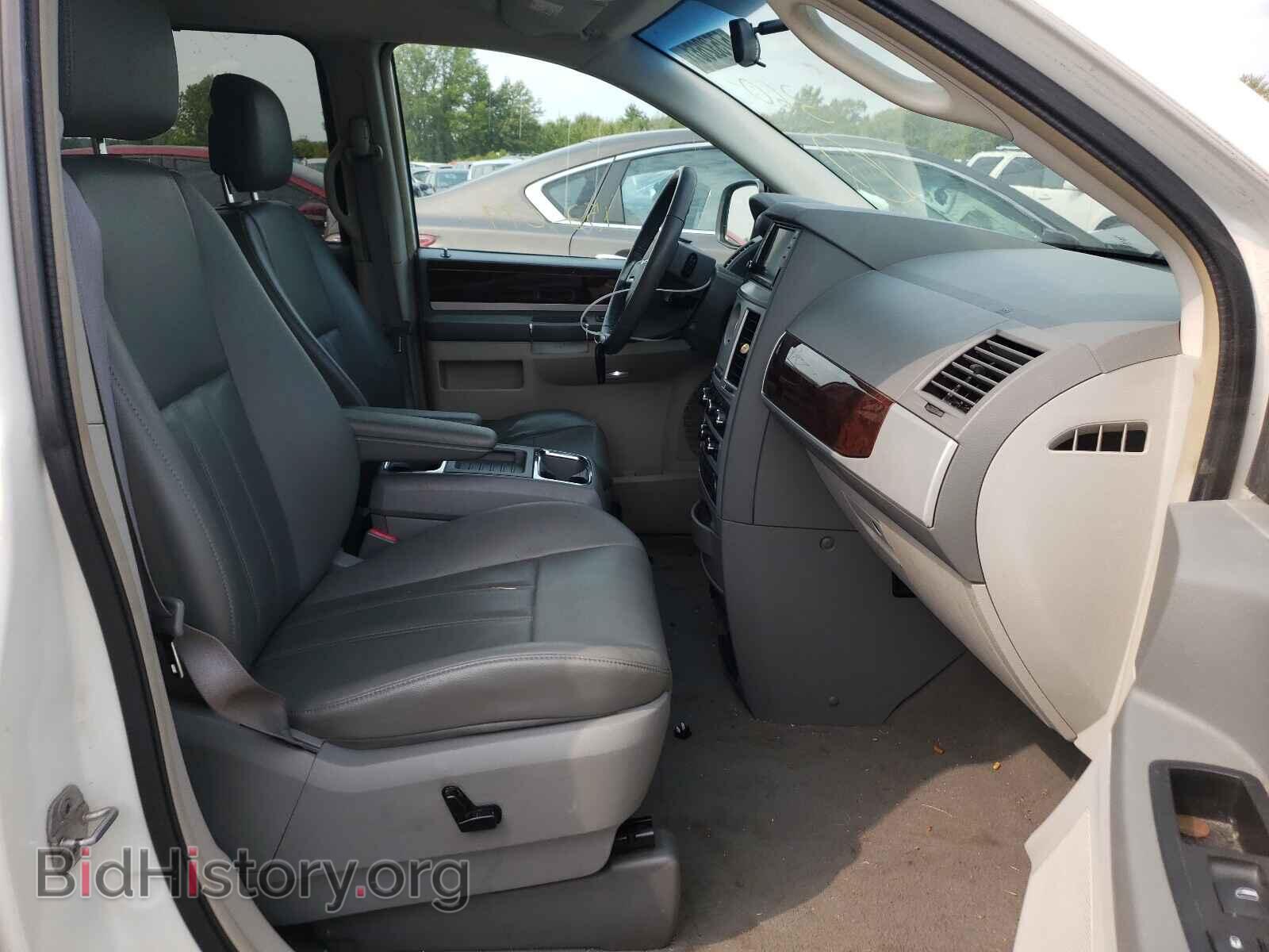 2010 CHRYSLER MINIVAN - VIN: 2A4RR5D14AR315382 - Фото 5