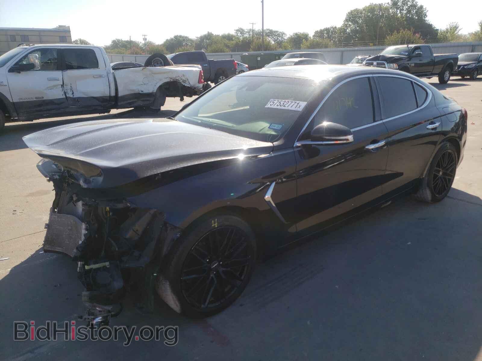 2019 GENESIS G70 - VIN: KMTG34LA2KU031863 - Фото 2