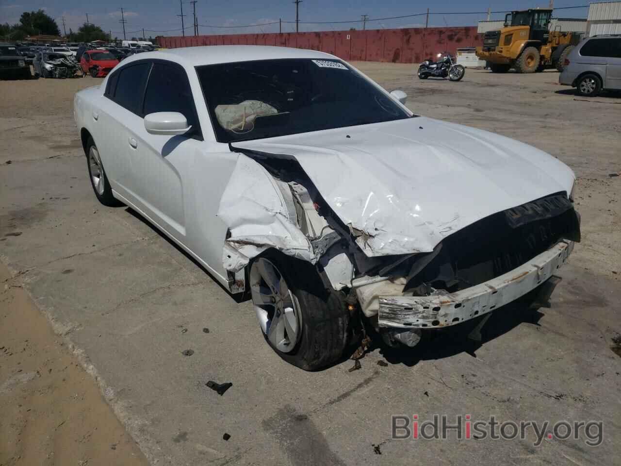 Photo 2C3CDXBG1DH654127 - DODGE CHARGER 2013