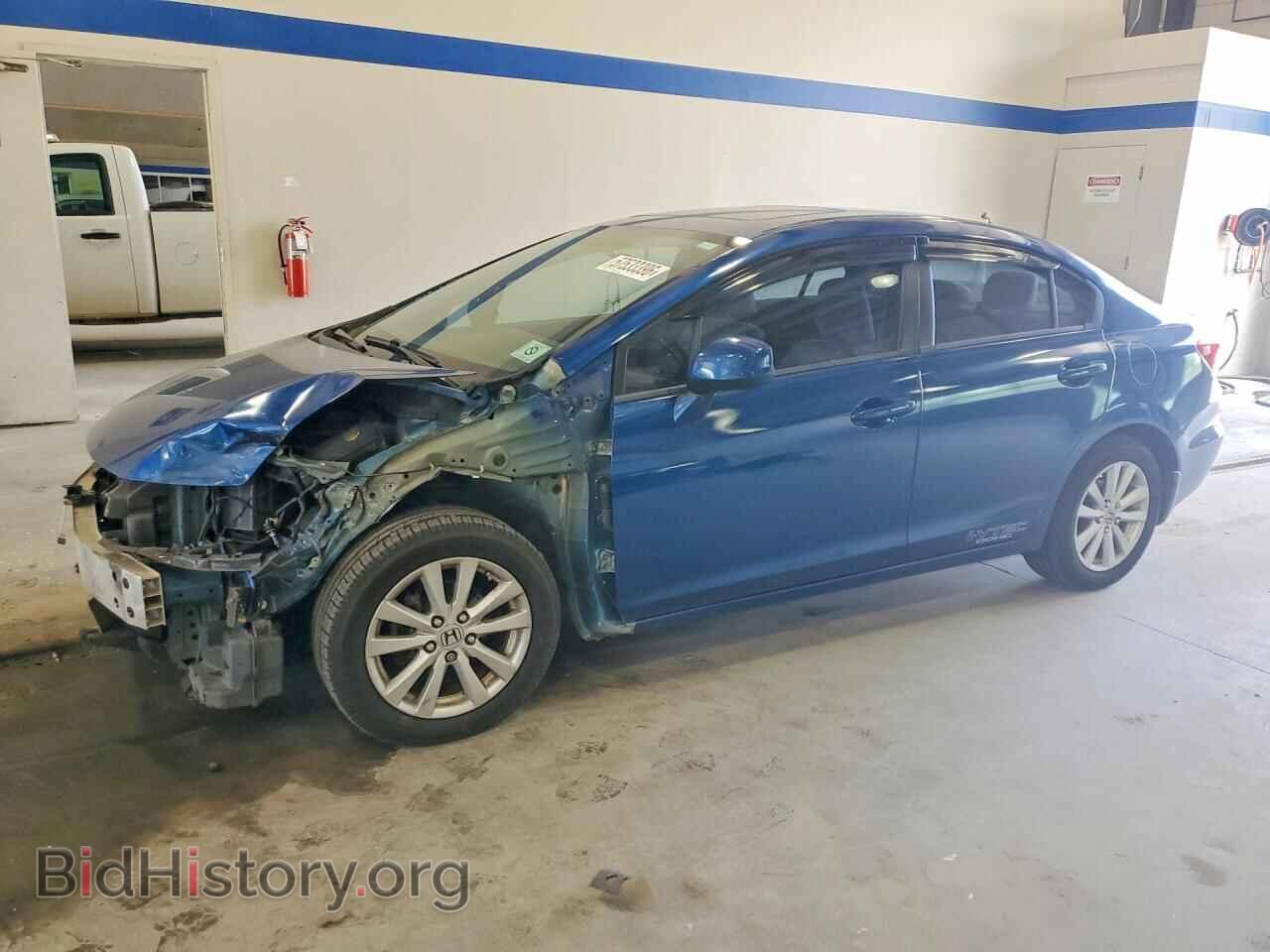 Фотография 19XFB2F89CE328073 - HONDA CIVIC 2012