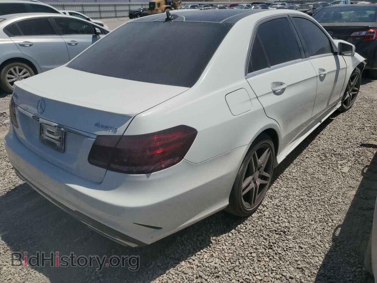 2014 MERCEDES-BENZ E-CLASS - VIN: WDDHF8JB2EB032191 - Фото 3
