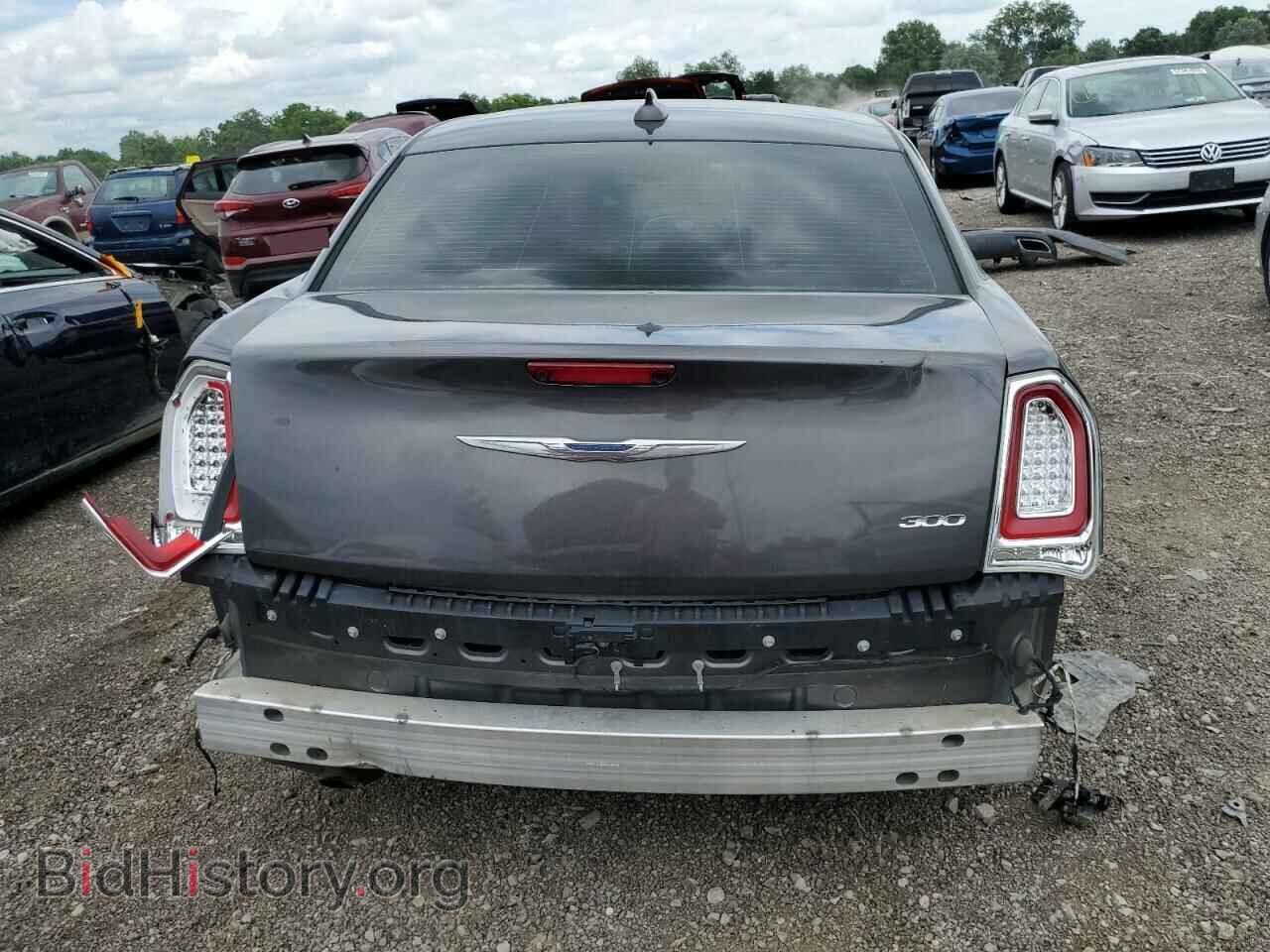 2016 CHRYSLER 300 - VIN: 2C3CCAAG3GH238781 - Фото 6