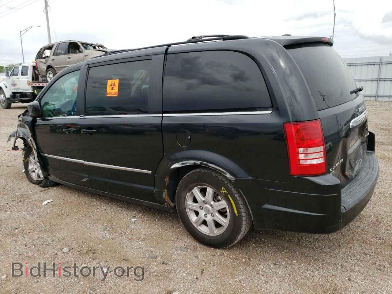2010 CHRYSLER MINIVAN - VIN: 2A4RR8DX4AR436189 - Photo 2