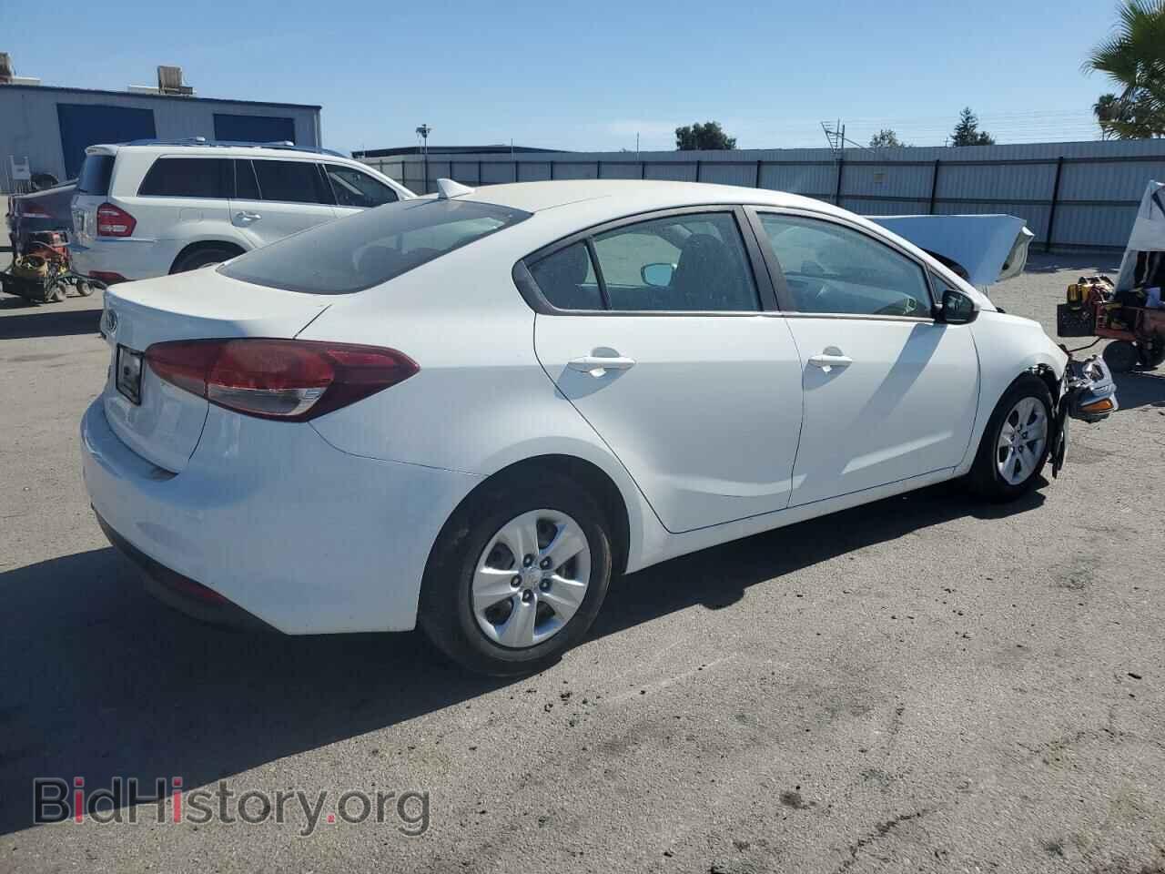 2017 KIA FORTE - VIN: 3KPFK4A72HE096532 - Фото 3