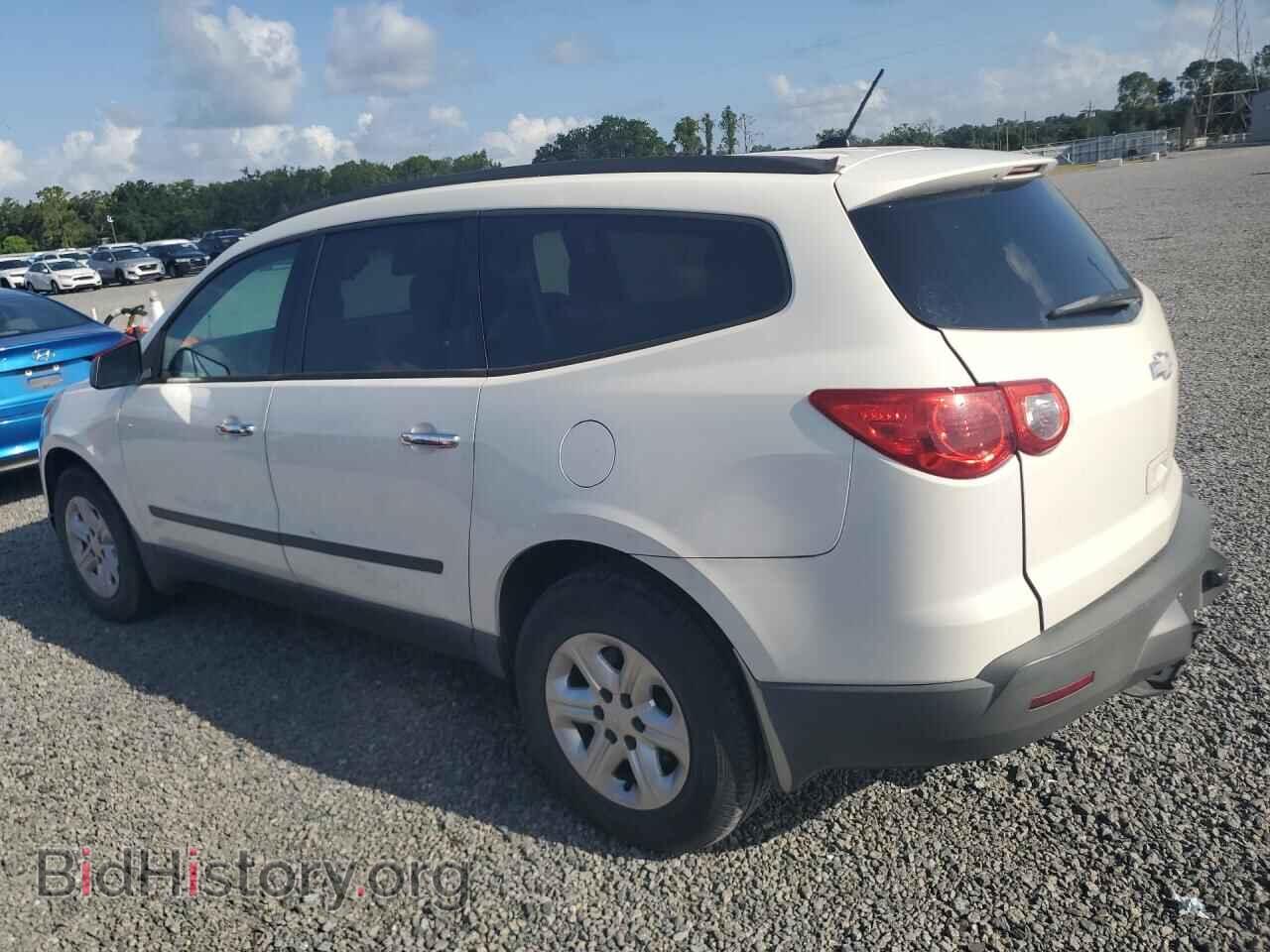 2012 CHEVROLET TRAVERSE - VIN: 1GNKRFED3CJ371219 - Фото 2