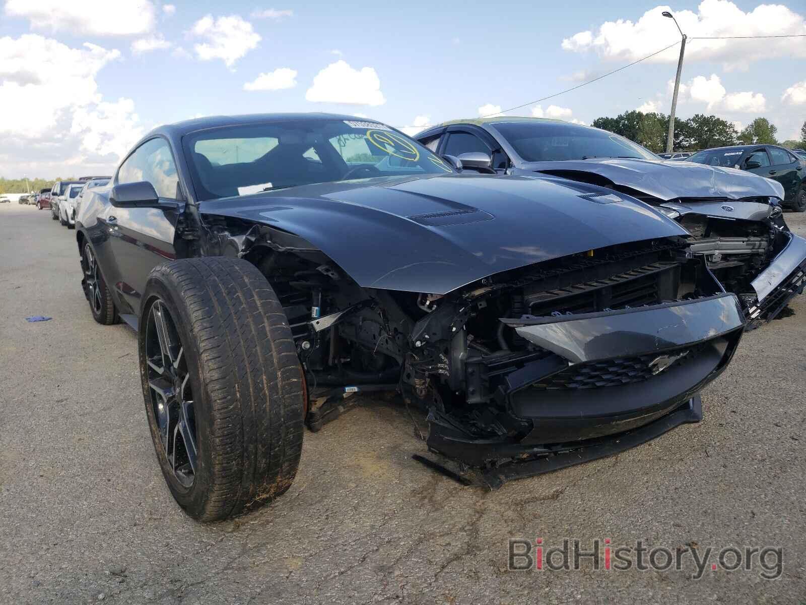 Photo 1FA6P8TH1J5128358 - FORD MUSTANG 2018