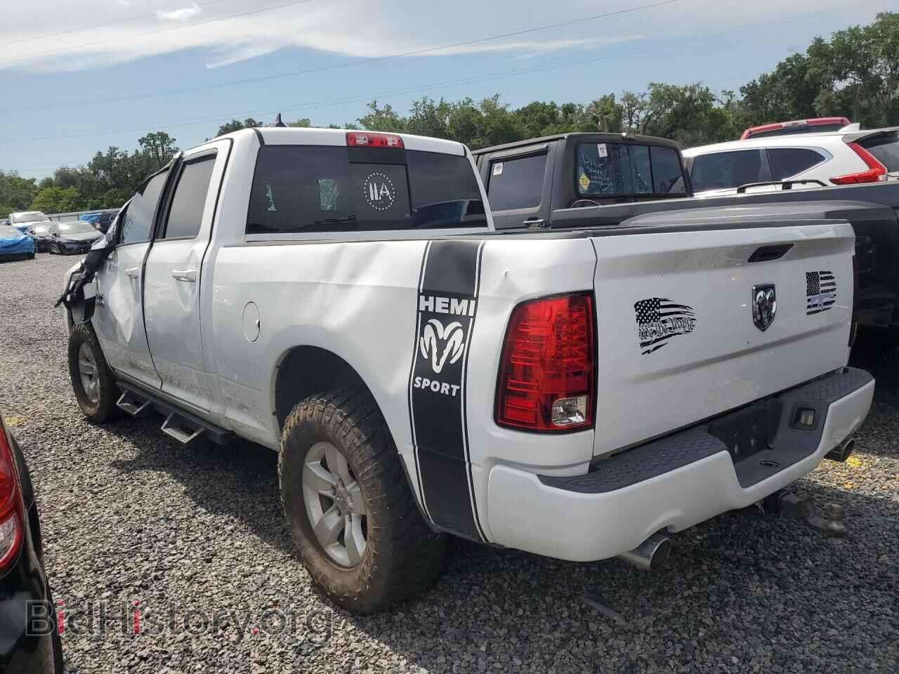 2016 RAM 1500 - VIN: 1C6RR6HT1GS119793 - Photo 2