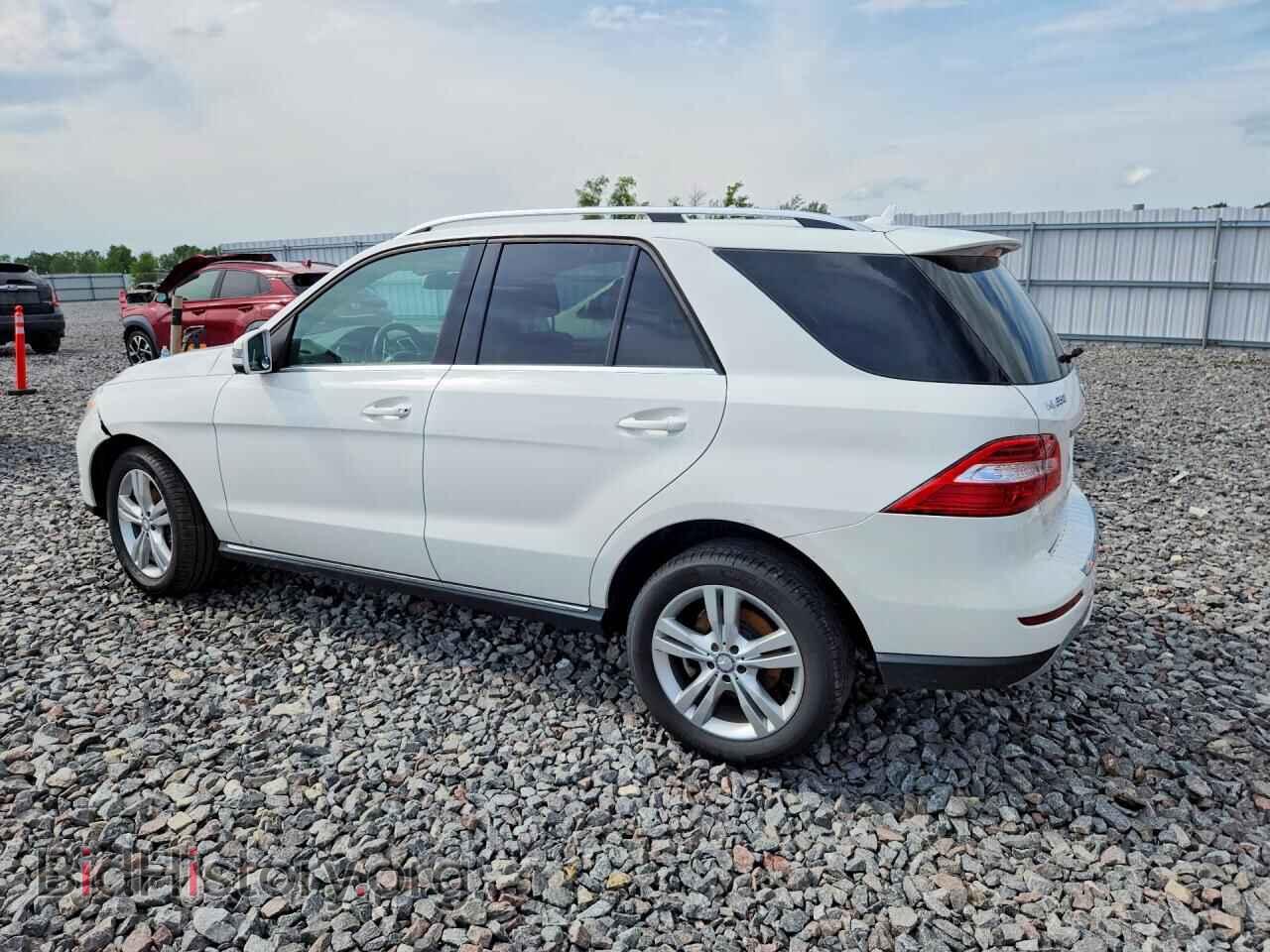 2014 MERCEDES-BENZ M-CLASS - VIN: 4JGDA5HB6EA286709 - Фото 2
