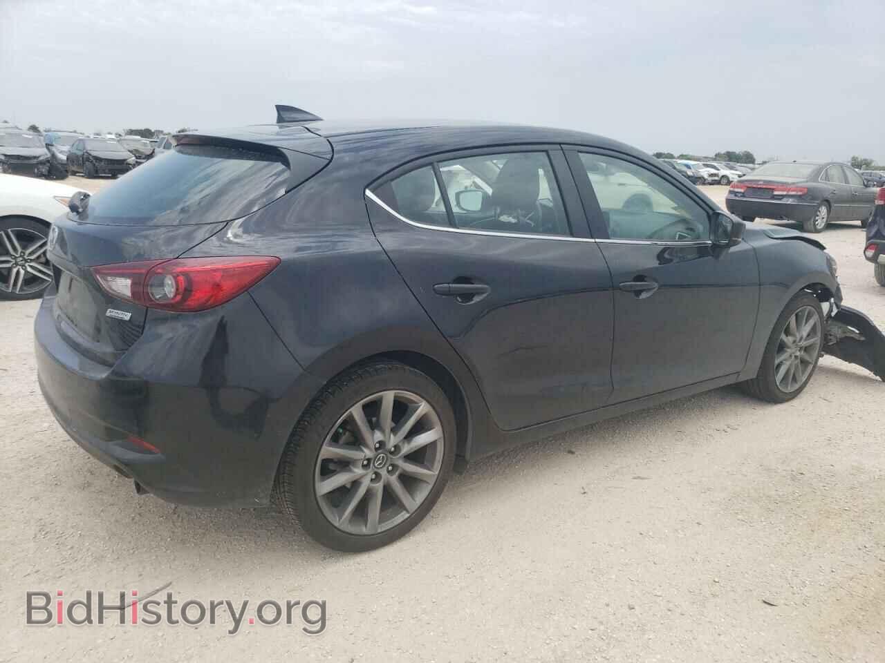 2018 MAZDA 3 - VIN: 3MZBN1L32JM165663 - Photo 3