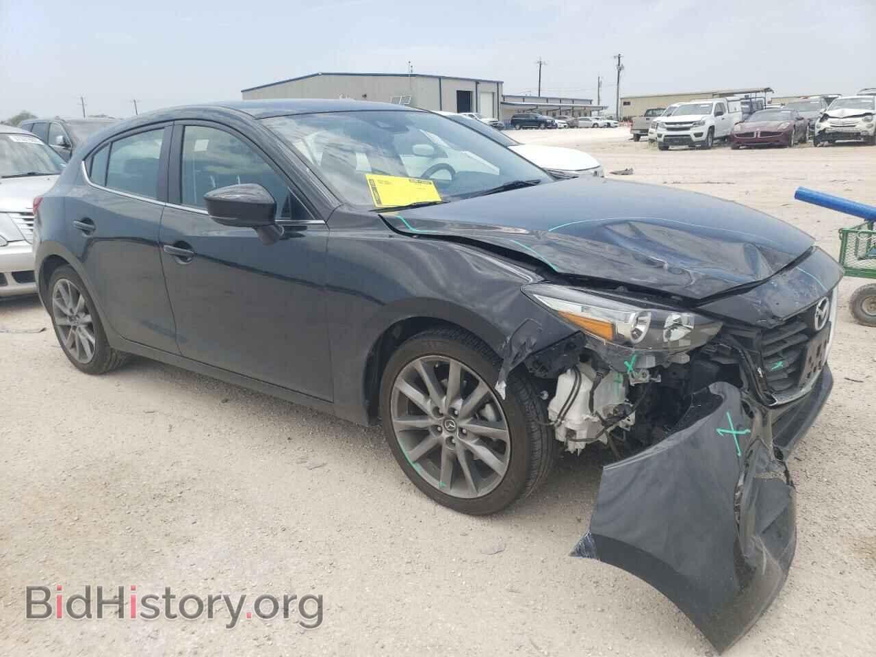 2018 MAZDA 3 - VIN: 3MZBN1L32JM165663 - Photo 4