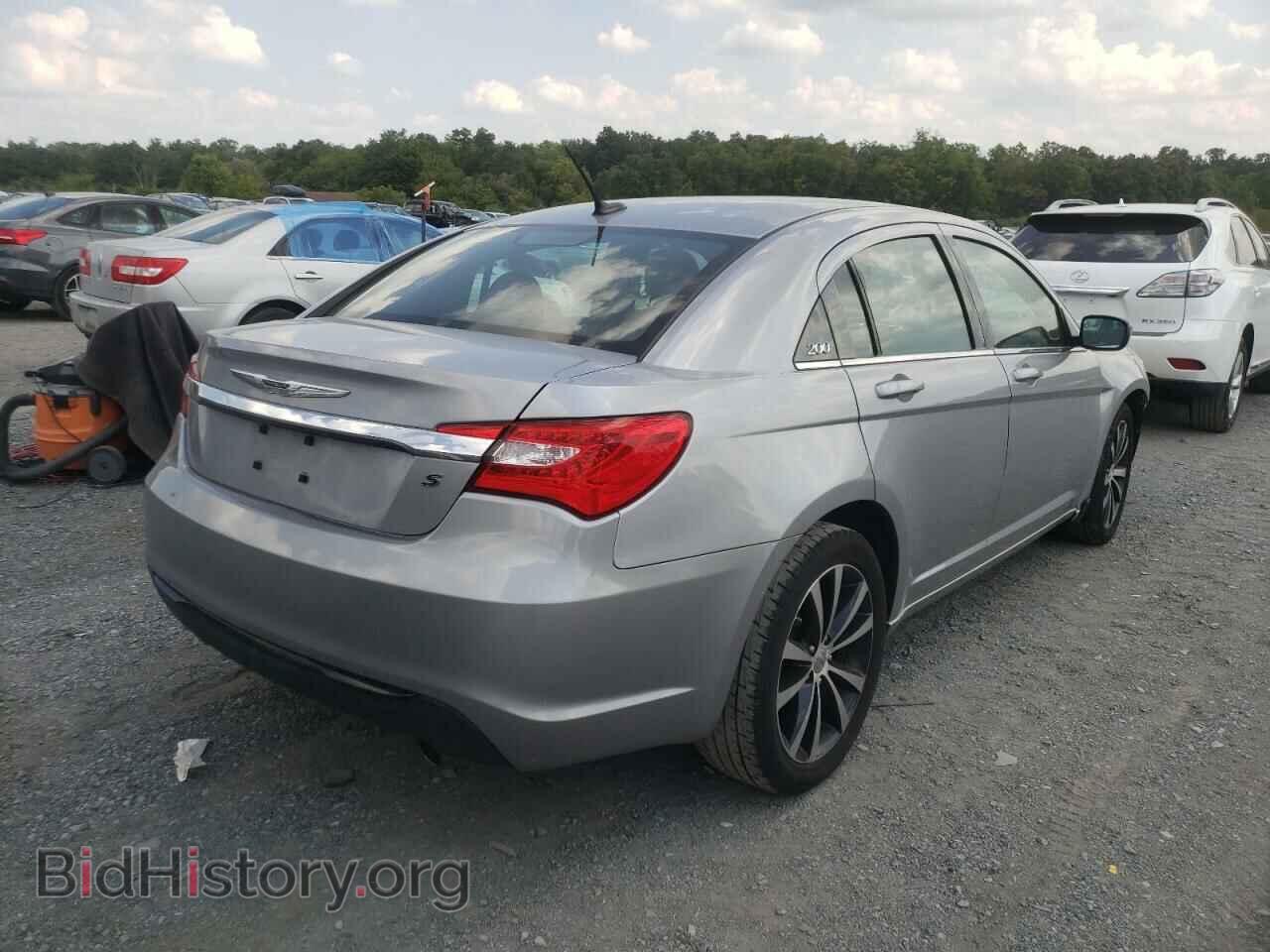 2013 CHRYSLER 200 - VIN: 1C3CCBBG2DN712016 - Фото 4