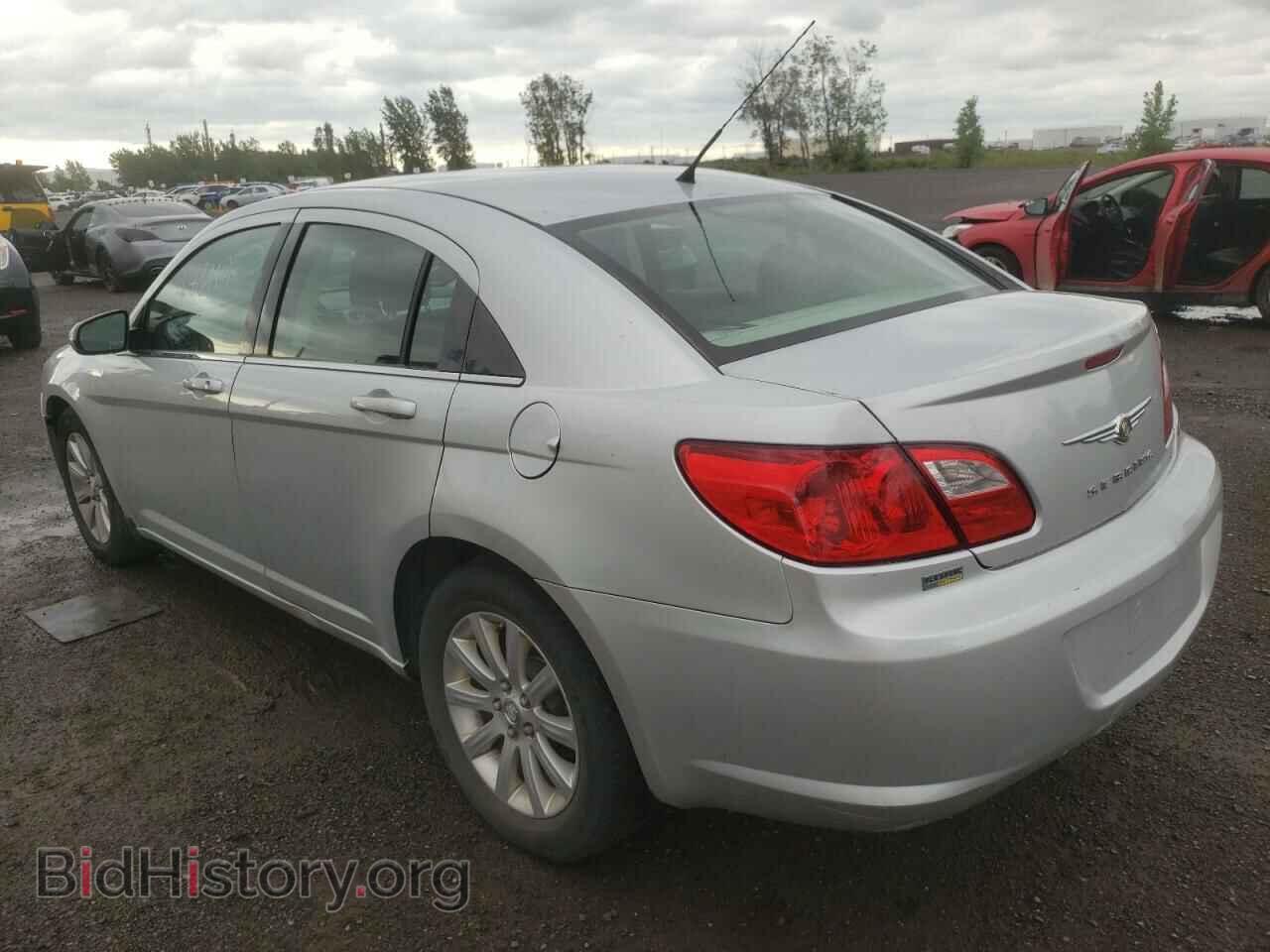 2010 CHRYSLER SEBRING - VIN: 1C3CC5FD3AN233651 - Фото 3