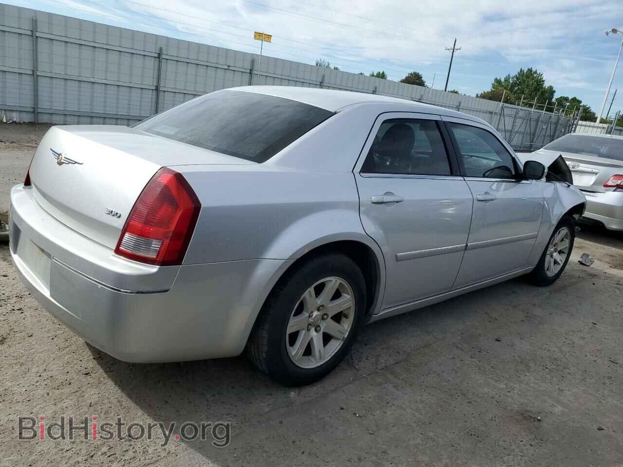 2006 CHRYSLER 300 - VIN: 2C3KA53G16H487634 - Фото 3