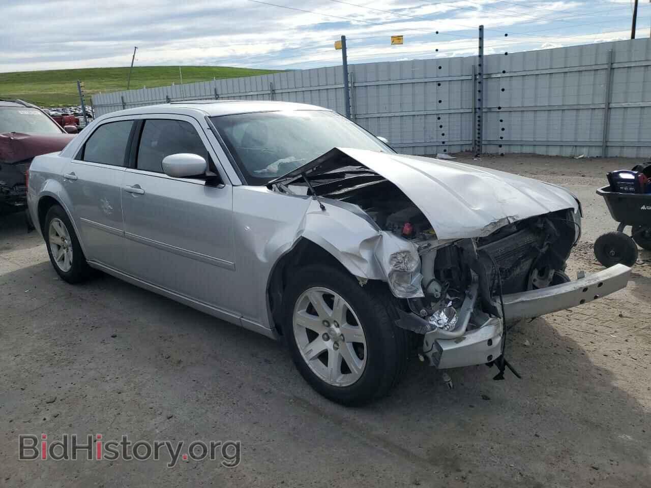 2006 CHRYSLER 300 - VIN: 2C3KA53G16H487634 - Фото 4