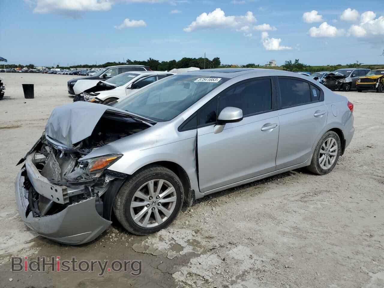 Фотография 19XFB2F96CE012378 - HONDA CIVIC 2012