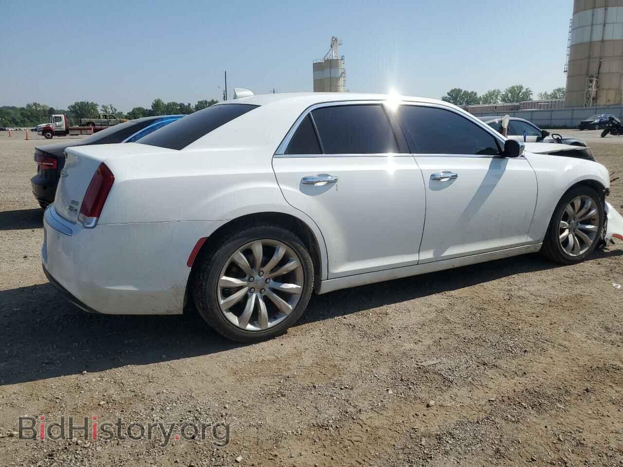 2019 CHRYSLER 300 - VIN: 2C3CCAEG5KH687236 - Фото 3