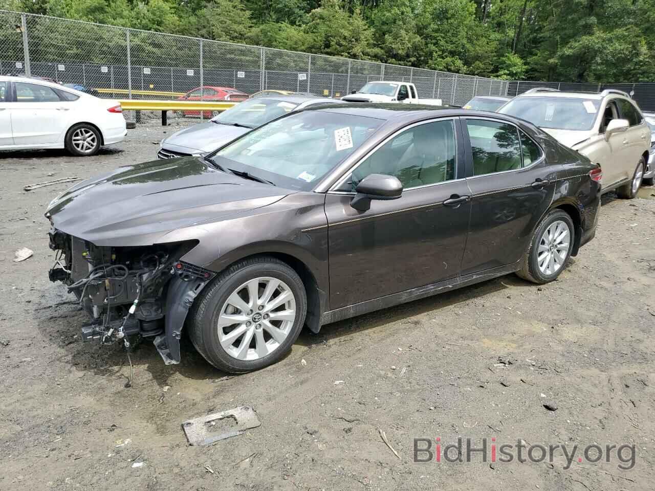 Photo 4T1B11HK6JU023516 - TOYOTA CAMRY 2018