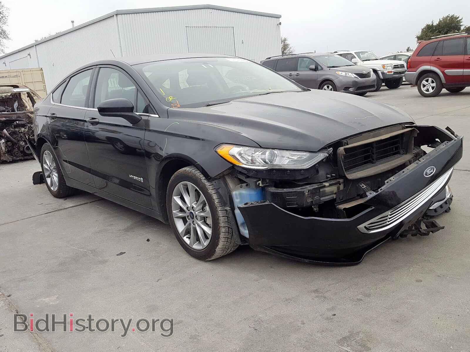 Photo 3FA6P0LU1HR296524 - FORD FUSION SE 2017