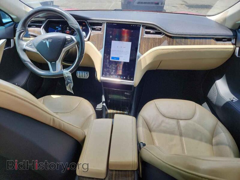 2013 Tesla MODEL S (VIN 5YJSA1DPXDFP26149) — фото 8 из 12