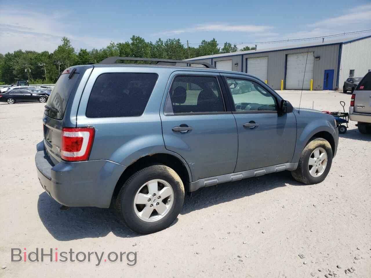 2011 FORD ESCAPE - VIN: 1FMCU9DGXBKB73802 - Фото 3