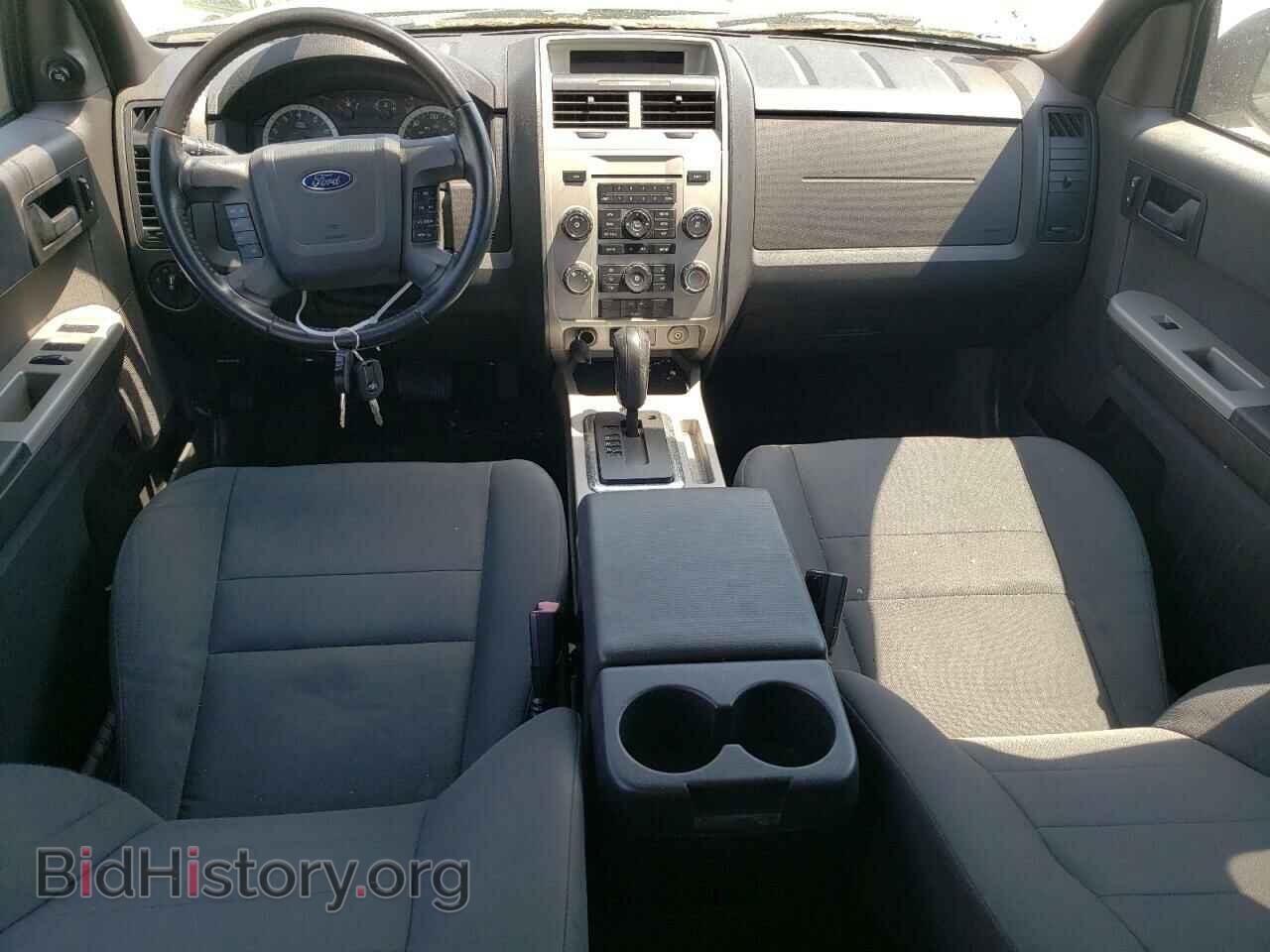 2011 FORD ESCAPE - VIN: 1FMCU9DGXBKB73802 - Фото 8