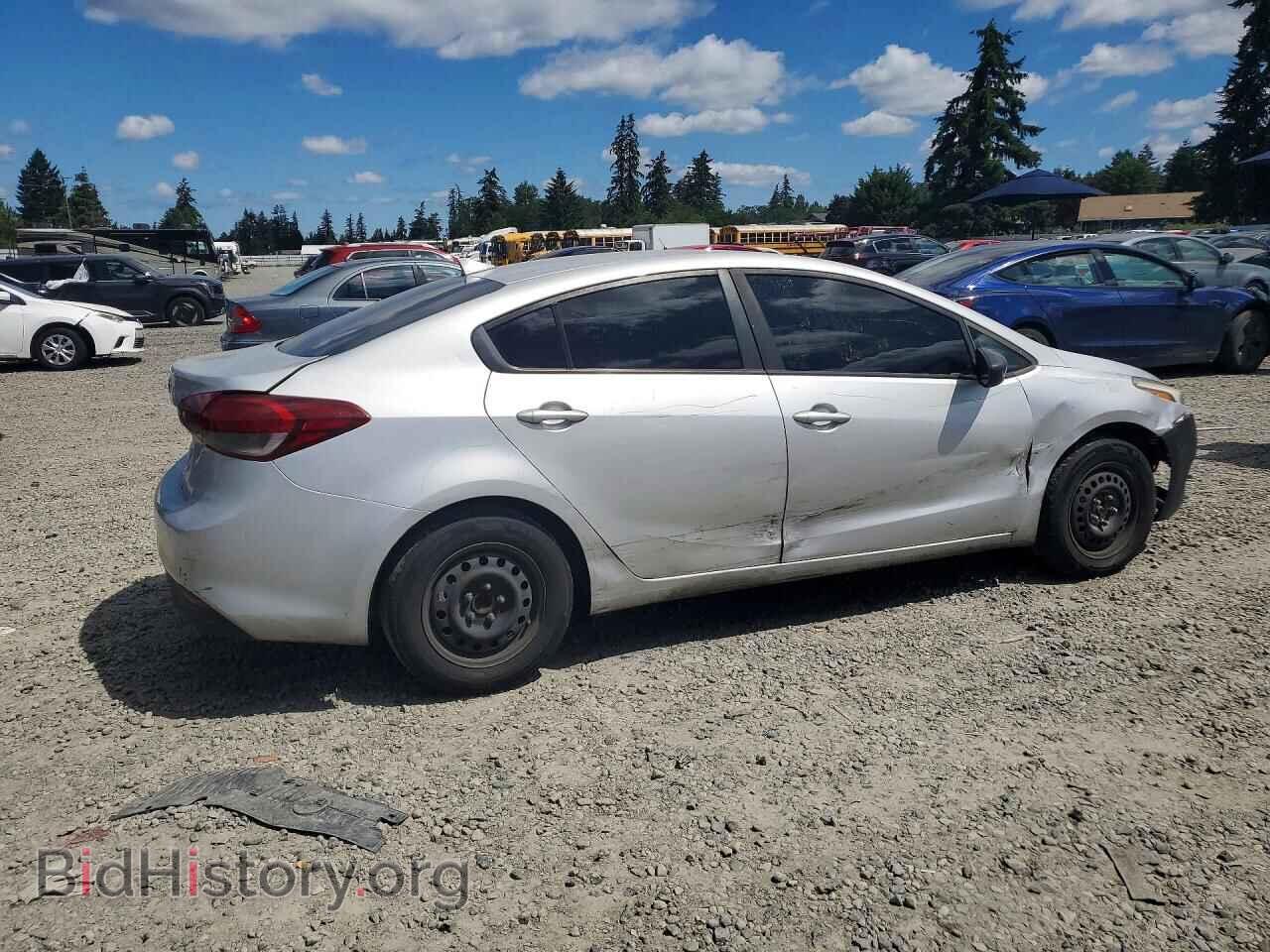 2017 KIA FORTE - VIN: 3KPFK4A72HE139511 - Фото 3