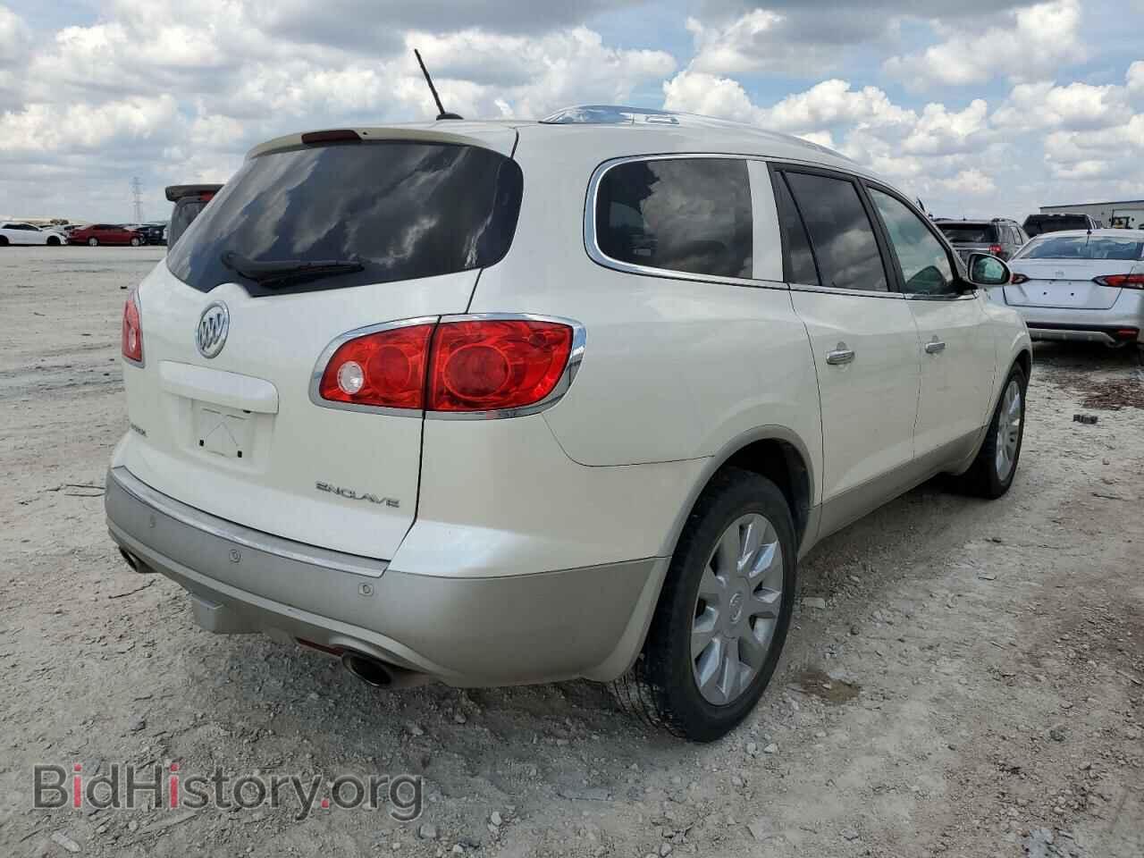 2011 BUICK ENCLAVE - VIN: 5GAKRCED4BJ277003 - Фото 4
