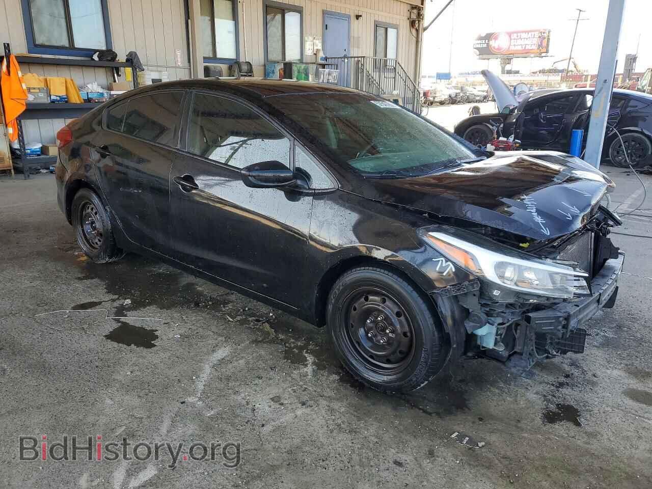 2017 KIA FORTE - VIN: 3KPFL4A78HE059420 - Photo 4