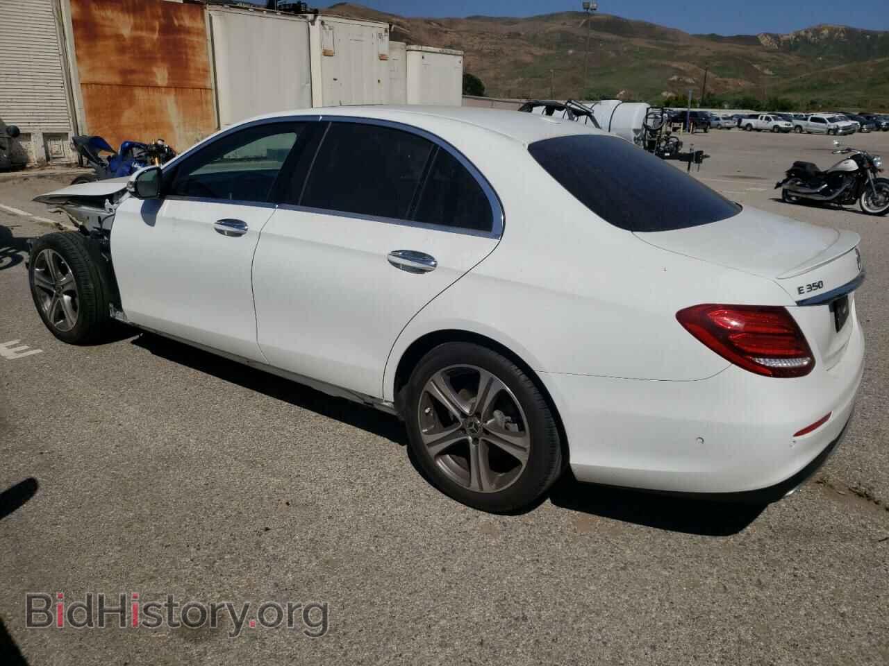 2020 MERCEDES-BENZ E-CLASS - VIN: WDDZF8DB8LA735068 - Фото 2
