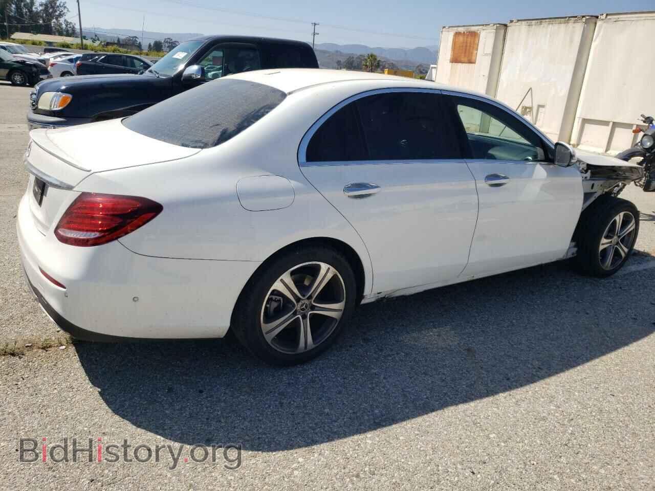 2020 MERCEDES-BENZ E-CLASS - VIN: WDDZF8DB8LA735068 - Фото 3