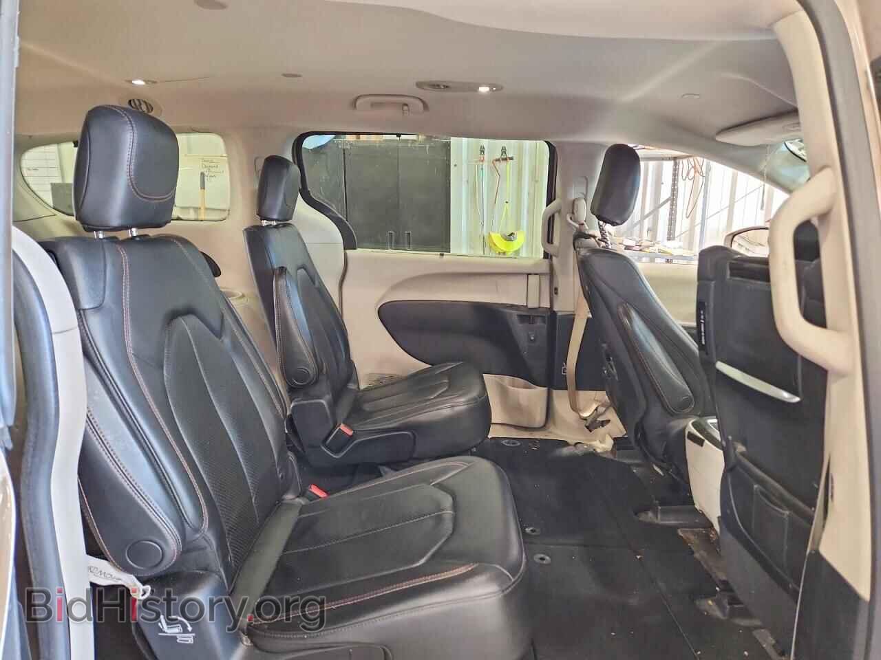 2017 CHRYSLER PACIFICA - VIN: 2C4RC1EG1HR669048 - Photo 11