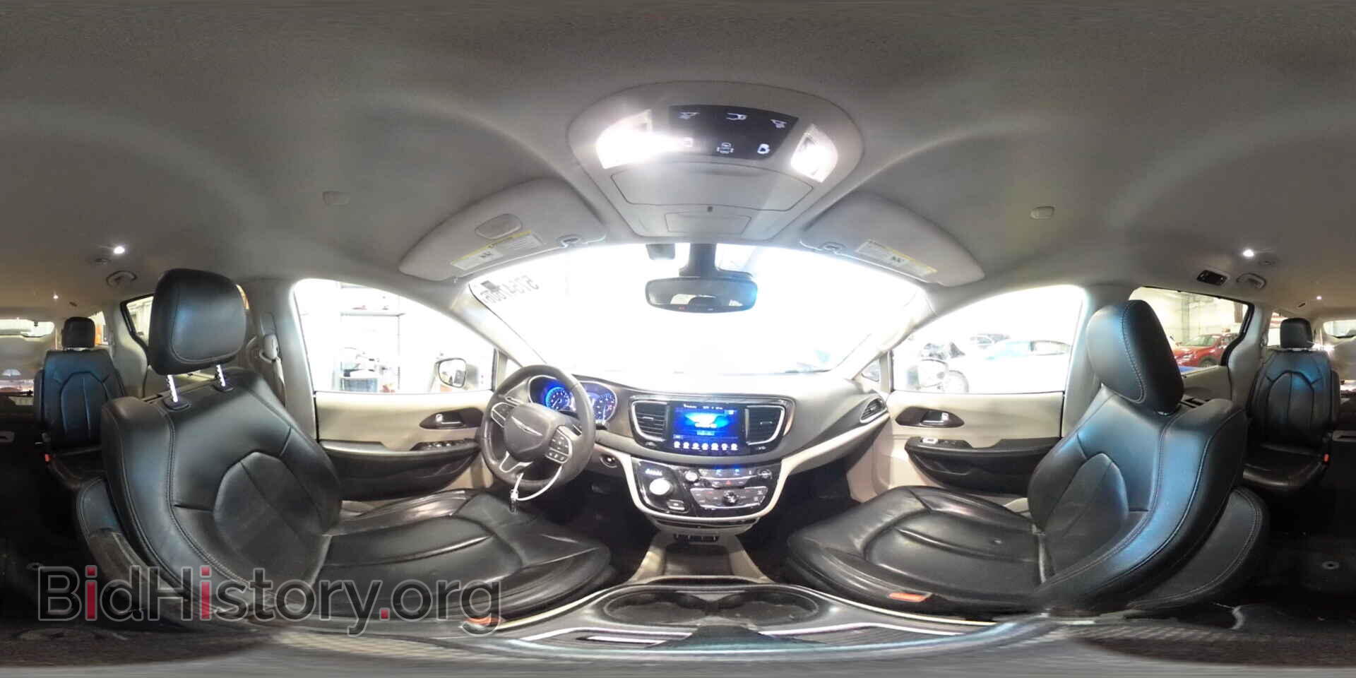2017 CHRYSLER PACIFICA - VIN: 2C4RC1EG1HR669048 - Photo 15