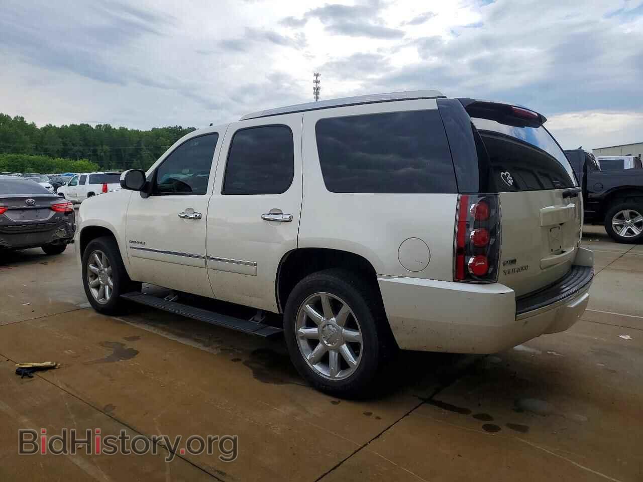 2011 GMC YUKON - VIN: 1GKS2EEF1BR187099 - Фото 2