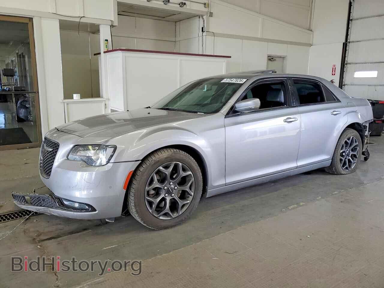 Фотография 2C3CCAGG3JH293746 - CHRYSLER 300 2018