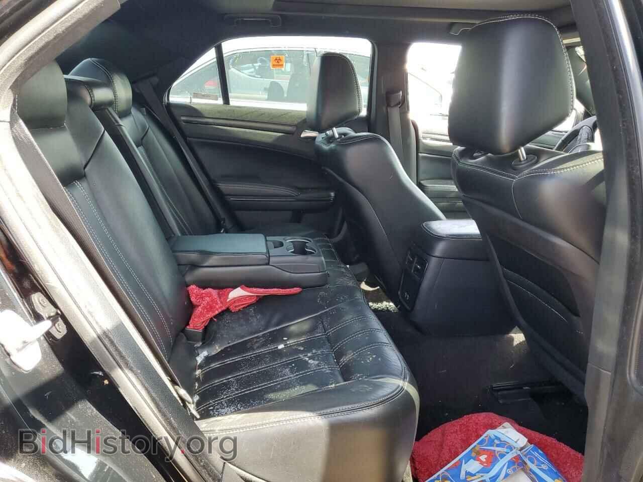 2016 CHRYSLER 300 - VIN: 2C3CCAGG4GH304763 - Фото 10