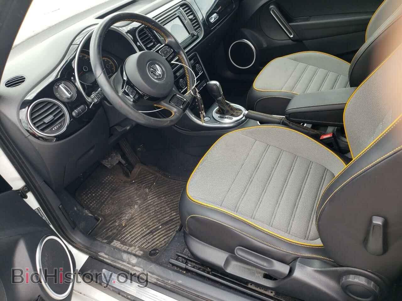 2017 VOLKSWAGEN BEETLE - VIN: 3VWT17AT9HM814620 - Фото 7