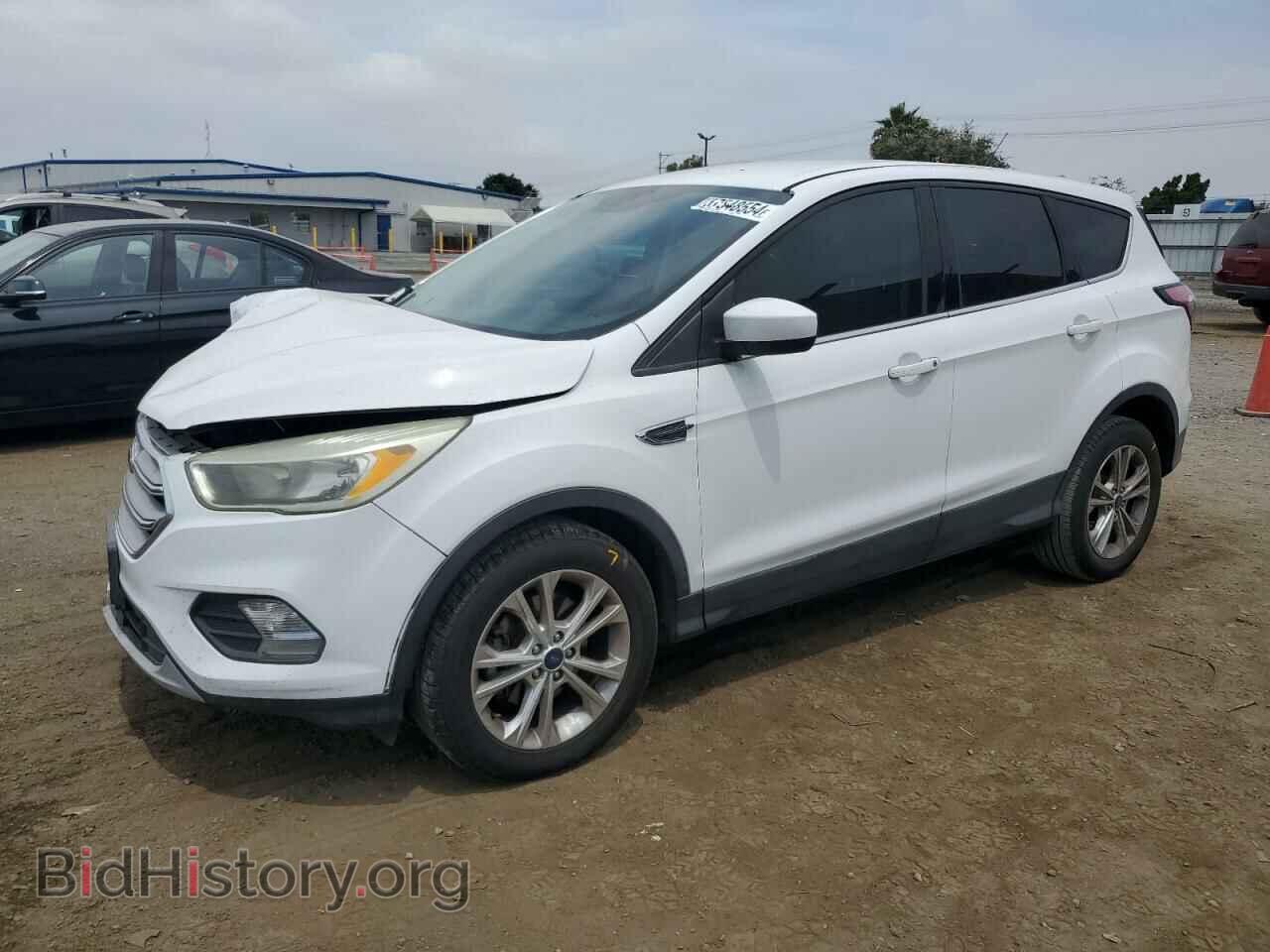 Фотография 1FMCU0GD1HUC55749 - FORD ESCAPE 2017