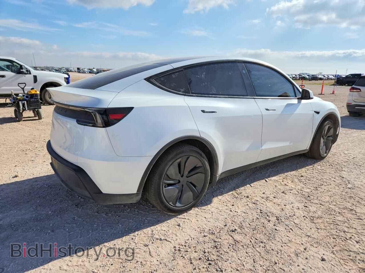 2026 TESLA MODEL Y - VIN: 7SAYGDED2TA474510 - Фото 3