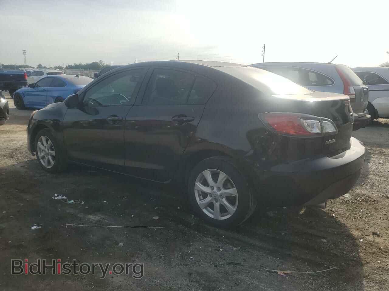 2011 MAZDA 3 - VIN: JM1BL1VF7B1482062 - Фото 2