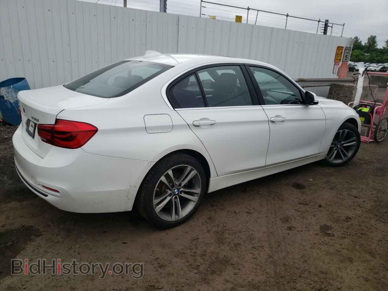 2018 BMW 3 SERIES - VIN: WBA8D9G52JNU69847 - Фото 3