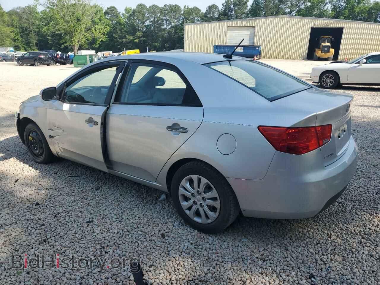2010 KIA FORTE - VIN: KNAFU4A29A5855822 - Фото 2