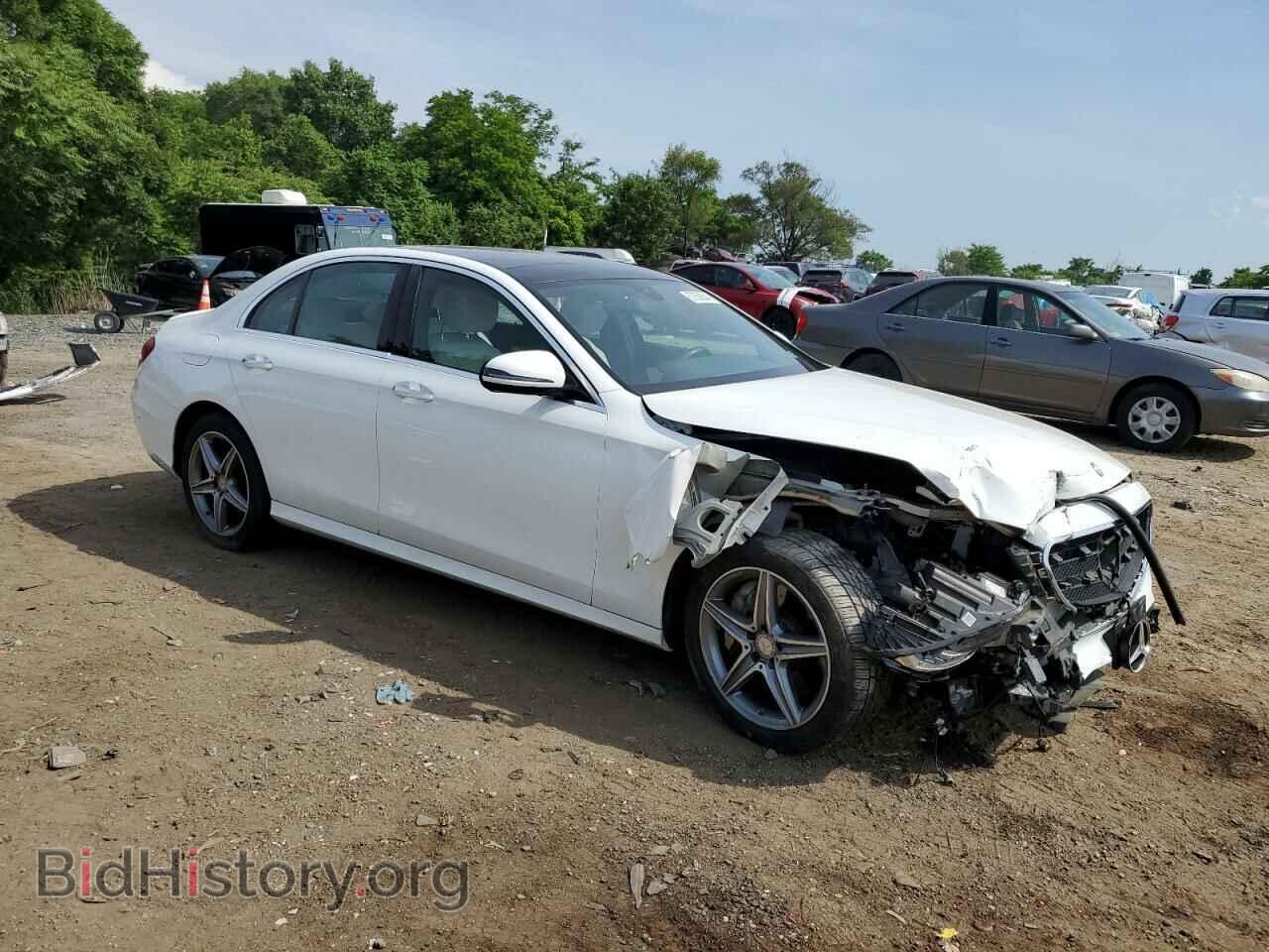 2017 MERCEDES-BENZ E-CLASS - VIN: WDDZF4KB0HA062862 - Фото 4