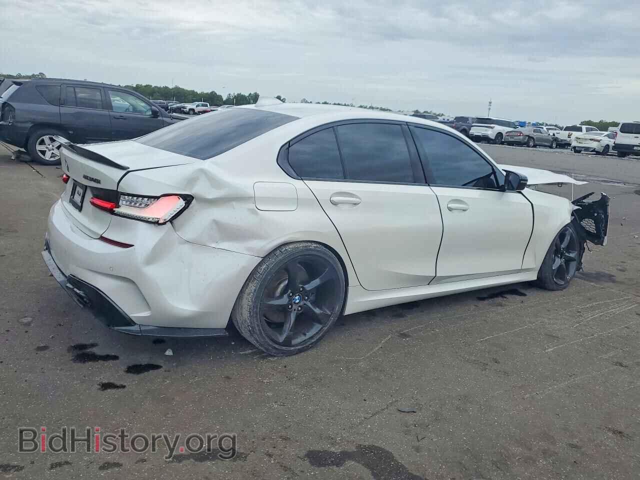 2020 BMW M3 - VIN: WBA5U7C07LFH31749 - Фото 3
