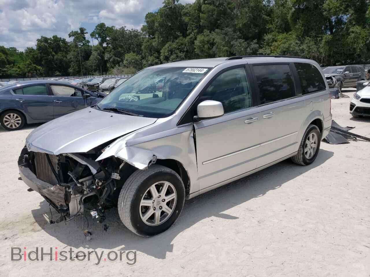 Photo 2A4RR5D14AR336944 - CHRYSLER MINIVAN 2010
